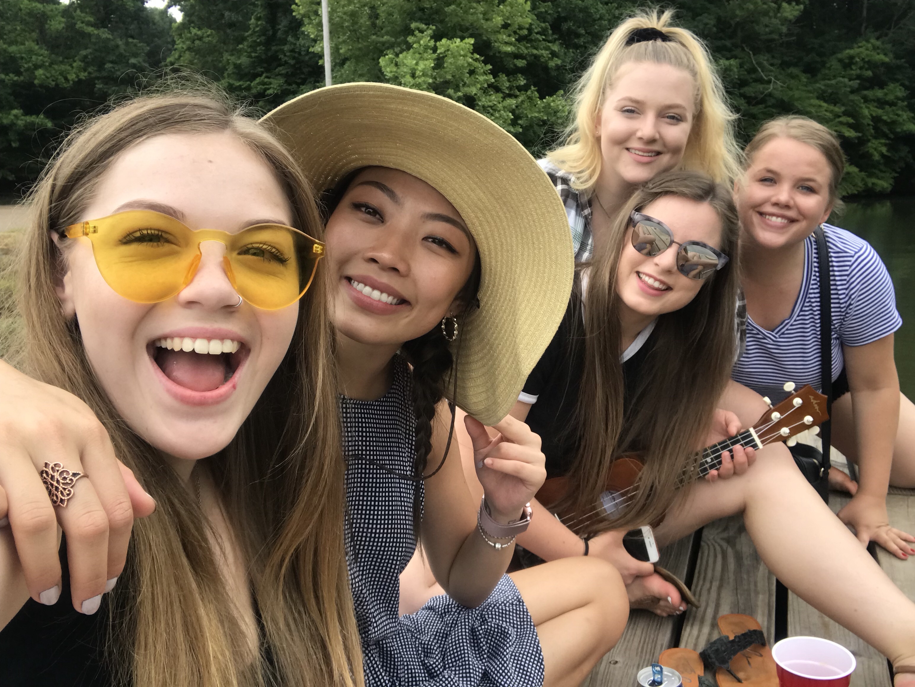Cowboys 🤠 & a lot of music 🎶